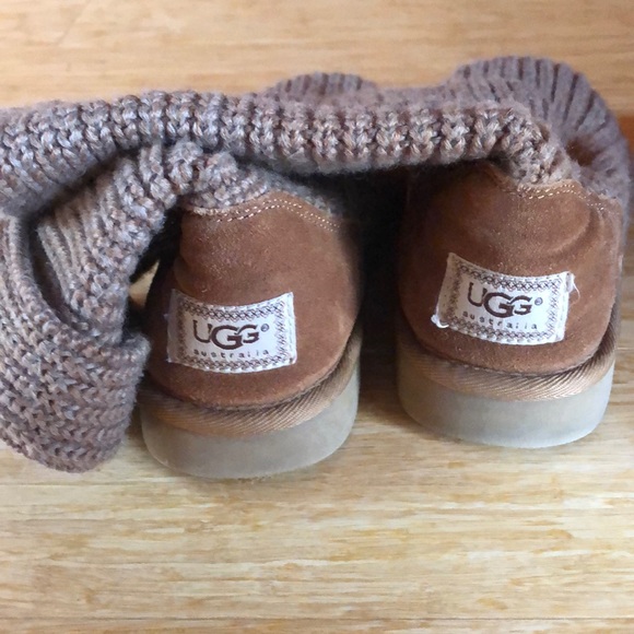 vintage caramel knit ugg boot; size 10 - Picture 2 of 6